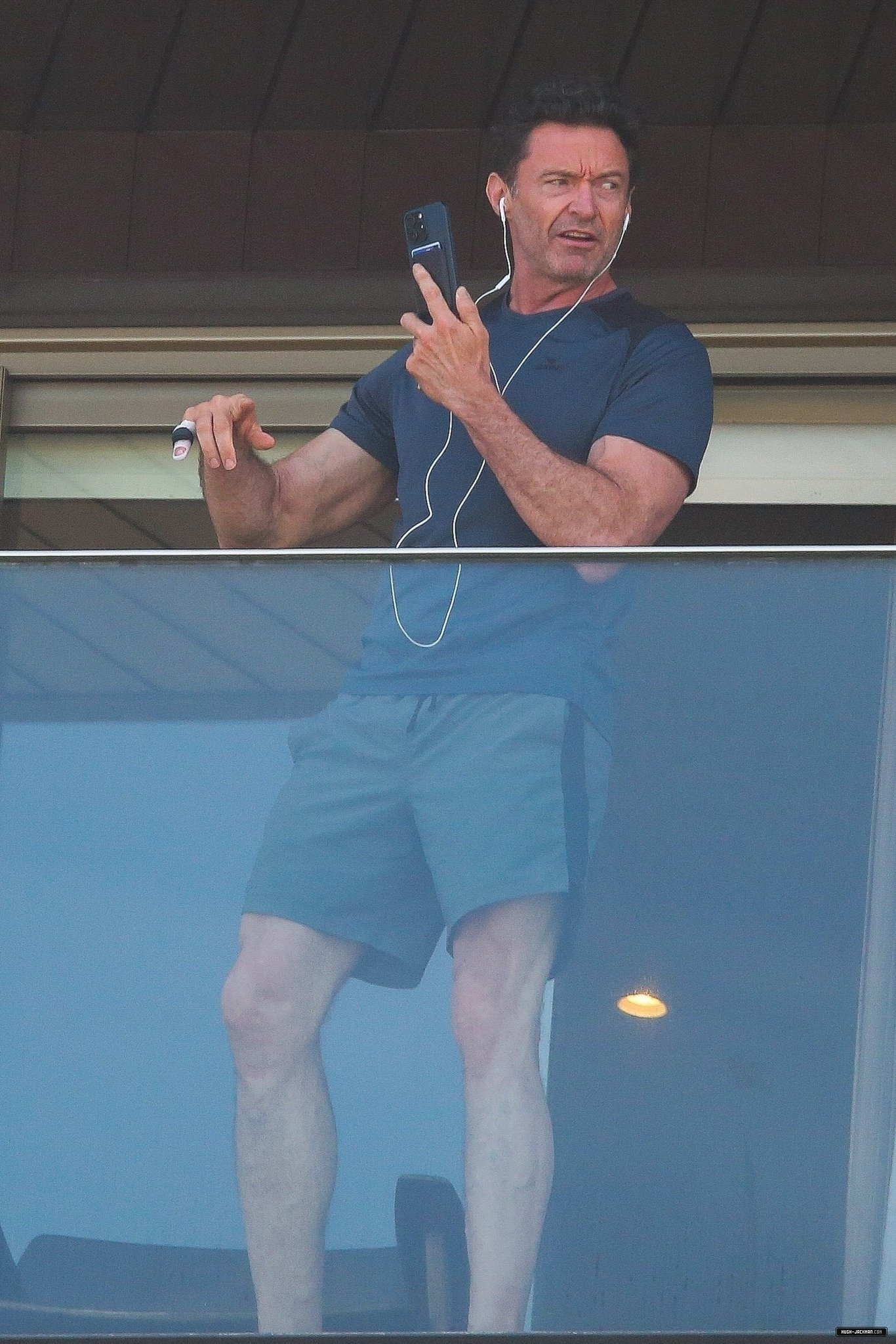03.jpg
