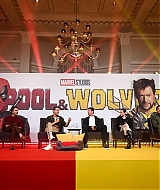 02.jpg